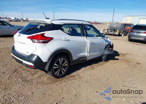 2019 Nissan Kicks Sr из США, поврежденный, VIN 3N1CP5CU4KL513572